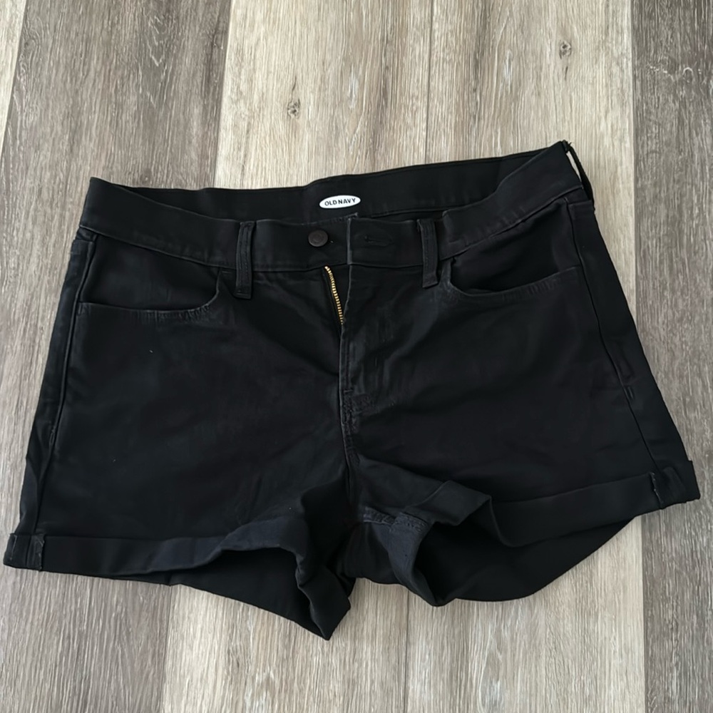 Old Navy Women’s Black Shorts